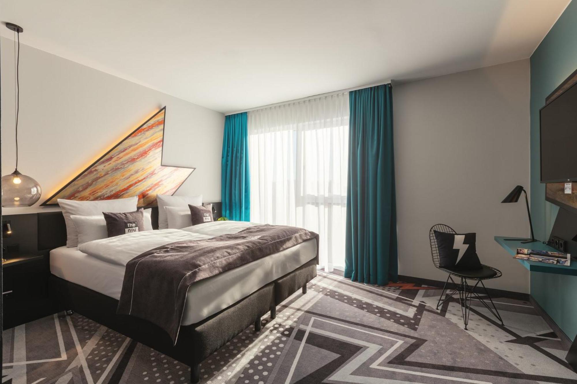 Holiday Inn - The Niu, Flash Berlin Charlottenburg By Ihg Bagian luar foto