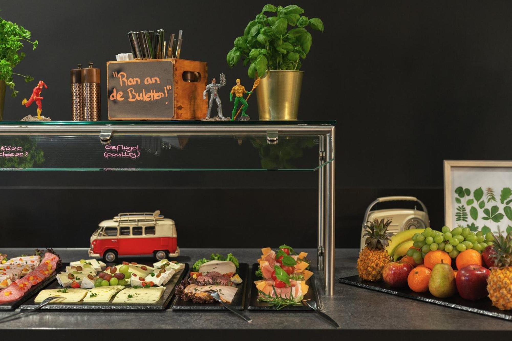 Holiday Inn - The Niu, Flash Berlin Charlottenburg By Ihg Bagian luar foto